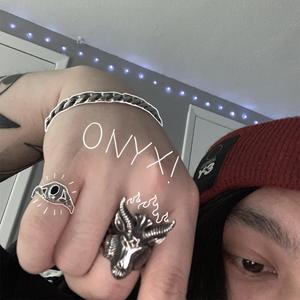 欧美XXXX大学生运动抢劫
